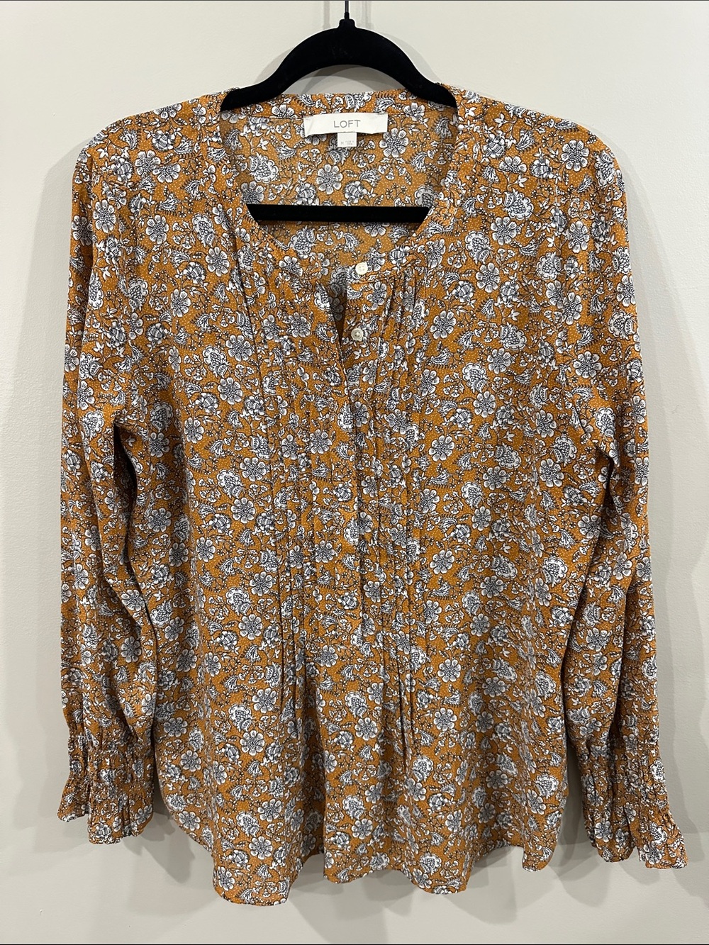 LOFT Floral Pintuck-Front Blouse in Caramel/White, Size M